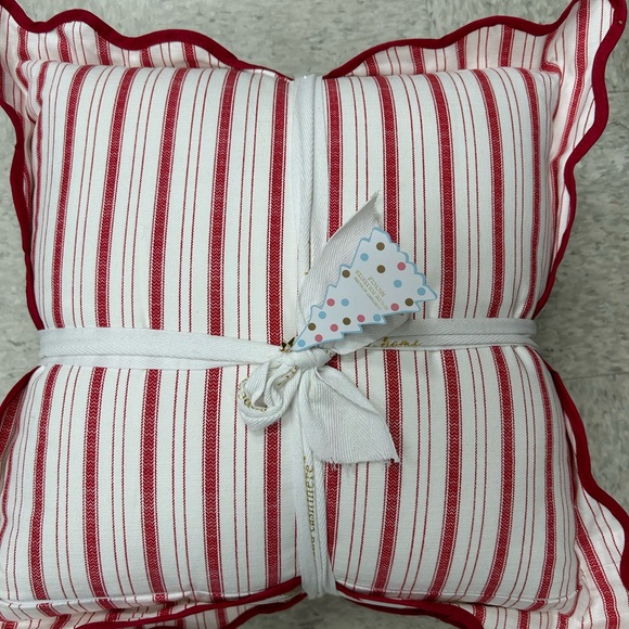 Cupcake and cashmere - gingerbread pillows - Picture 2 of 3